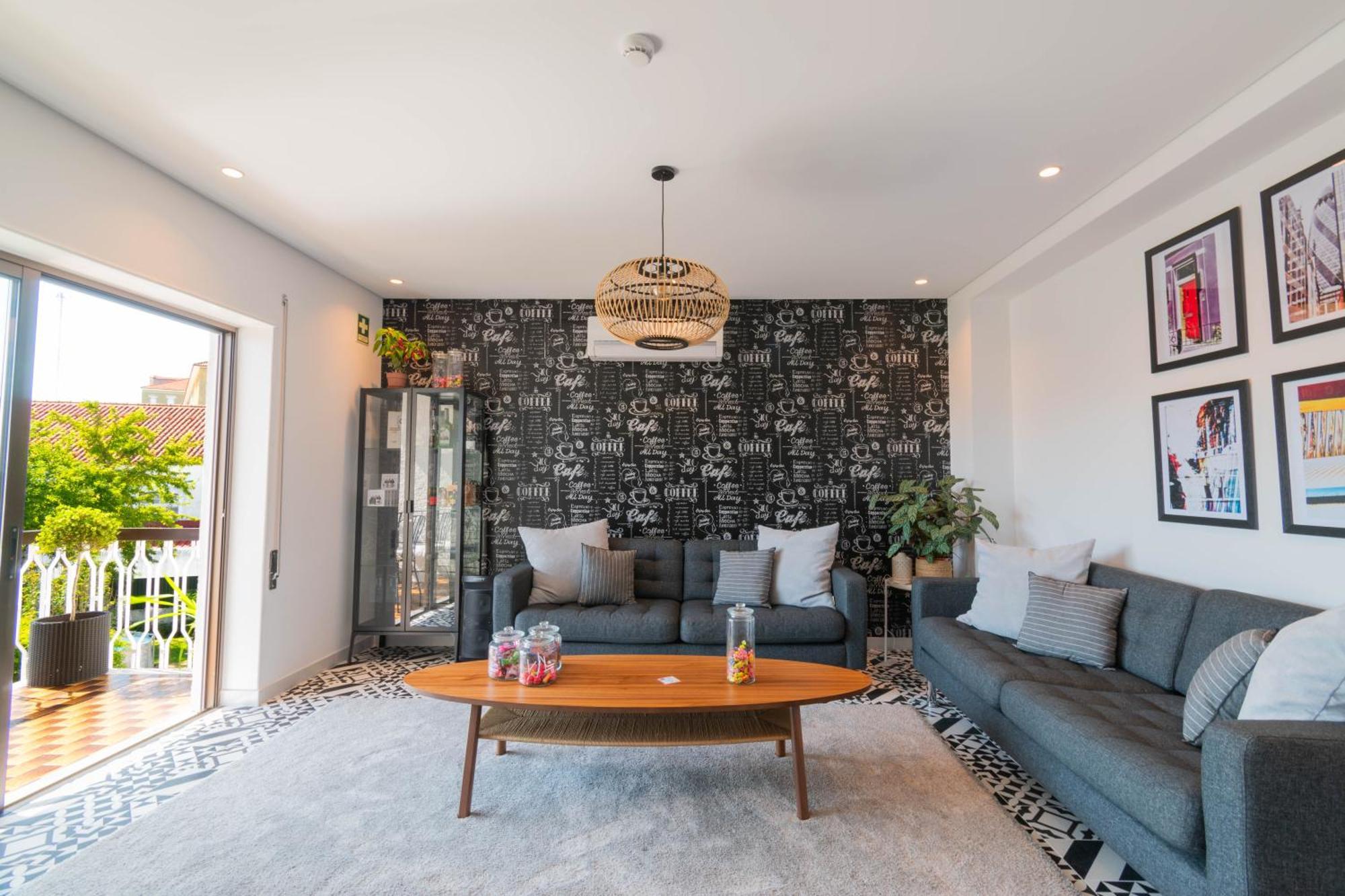 7Min To Uni Se-Velha - Ac - Work Desk - 300Mbs Wifi Bed and Breakfast Coimbra Buitenkant foto